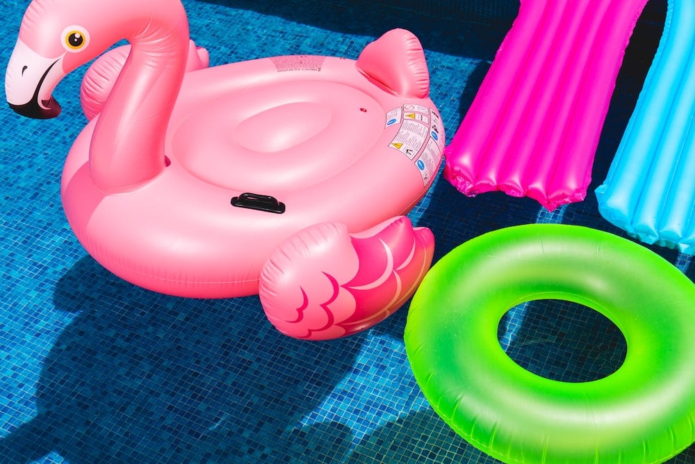 What Are Summer Fridays? Here's Everything You Need to Know